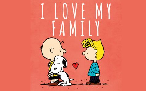 Family is the most important thing in the world. Family is everything! Image St Valentin, Brown Cartoon, Woodstock Charlie Brown, I Love My Family, Snoopy Comics, Happy Stuff, Peanuts Cartoon, Snoopy Quotes, Snoopy Pictures