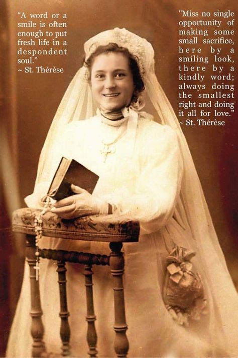 This is a rare picture of our patron saint St. Therese of Lisieux with a full smile. Santi Cattolici, Catholic Beliefs, Saint Quotes Catholic, Catholic Women, Saint Teresa, St Therese Of Lisieux, Thérèse Of Lisieux, Catholic Images, St Therese