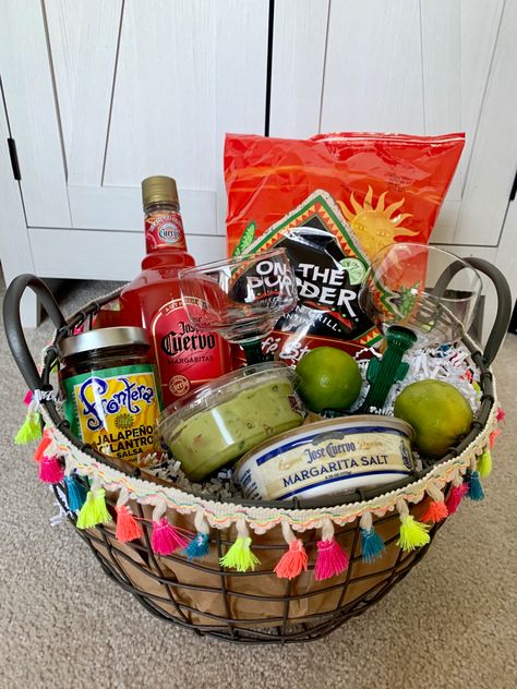 Nacho Raffle Basket, Mexican Themed Basket, Summer Prize Basket Ideas, Spring Basket Raffle Ideas, Creative Raffle Baskets, Michelada Gift Basket Ideas, Fiesta Themed Gift Basket, Patio Gift Basket Ideas, Cinco De Mayo Basket Ideas