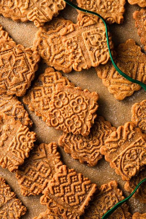 Baker Street Society, Vegan Speculoos Cookies, Speculoos Cookies Recipe, European Christmas Cookies, Christmas Cookies Vegan, European Cookies, 2023 Bags, Speculoos Cookie Butter, Snowball Cookie Recipe