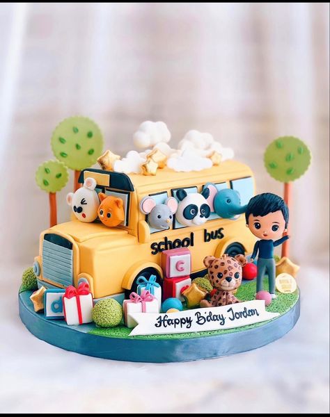 Bus Birthday Theme, Cocomelon Bus Cake, Bus Theme Cake, Bus Birthday Cake, School Bus Cake, Bus Cake, Cocomelon Cake, Cartoon Birthday Cake, Modern Birthday Cakes