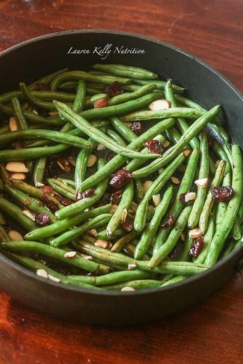 Glazed Green Beans, Green Beans With Cranberries, Balsamic Green Beans, Charlie Davis, Friendsgiving Ideas, Almonds Recipe, Healthy Side Dish, Green Bean Recipes, Healthy Side