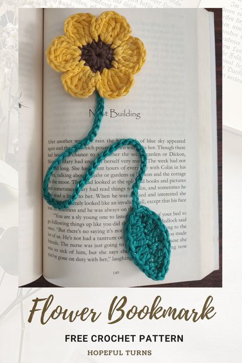 Crocheted Flower Bookmarks Free Patterns, Easy Bookmark Crochet, Sunflower Crochet Bookmark Pattern, Flower Book Mark Crochet, Crochet Daisy Bookmark Pattern Free, Quick Crochet Patterns For Beginners, Bookmarks Diy Crochet, Free Crochet Flower Bookmark Patterns, Crochet A Flower Easy