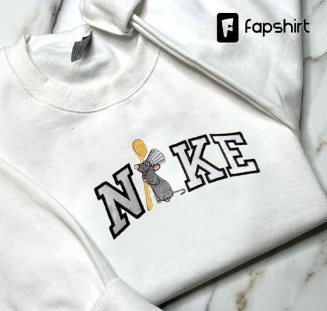 Y2k Embroidery, Nike Crewneck Sweatshirt, Embroidery Crewneck, Clothing Aesthetic, Nike Crewneck, Disneyland Shirts, Diy Sweatshirt, Embroidery Hoodie, Matching Sweatshirts