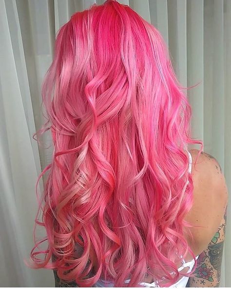 Pulp Riot Hair Color (@pulpriothair) on Instagram: “#NeonElectric... @theconfidentcolorist is the artist... Pulp Riot is the paint.”