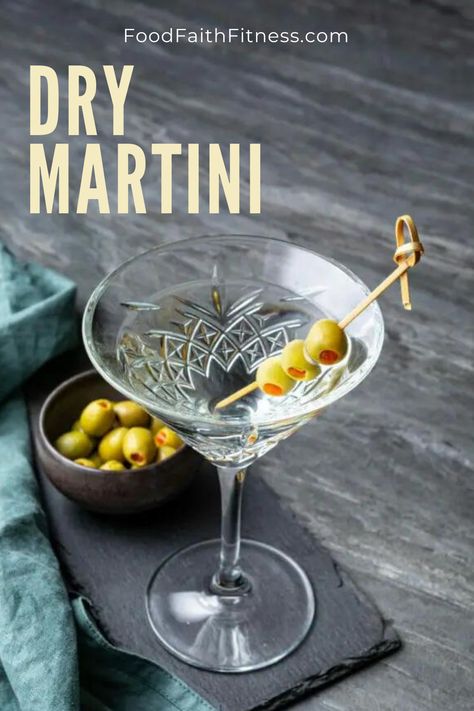 Shake up sophistication with our Dry Martini Recipe! Uncover the secrets to crafting this classic cocktail that balances the purity of gin and a hint of vermouth. Elevate your mixology game and savor the timeless elegance in every sip. Cheers to refined taste! Dry Martini Recipe, Gin Martini, Classy Vibes, Classic Martini, Dry Martini, Martini Recipe, Vodka Martini, Dry Vermouth, Quick Breakfast Recipes