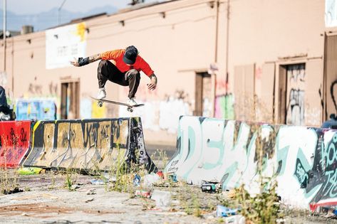 Anthony Van Engelen is always pushing the boundaries of what’s possible — in skateboarding and skate footwear alike. His new AVE 2.0 is a pinnacle expression of that ethos🌐 @vans_europe @vansskate #streetworldcom #vans @ave Anthony Van Engelen, April 4, Skateboarding, Boundaries, Skateboard, Van, On Instagram, Instagram