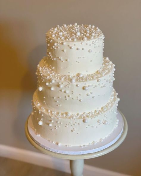 Gold Pearls Cake, Naked Wedding Cake Pearls, Wedding Cake With Edible Pearls, Wedding Pearl Cake, Pearls Theme Wedding, Rough Iced Wedding Cake, 3 Tier Pearl Wedding Cake, Pearls Wedding Cake, Pearl Cake Topper