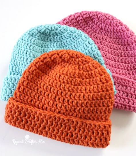 Crochet Beanie With Fold Up Brim, Crochet Beanie From Top Down, Fold Over Beanie Crochet Pattern, Crochet Hats To Donate, Kids Hats Patterns Crochet, Repeat Crafter Me Hat, Adult Beanie Crochet Pattern Free, Crochet Beanie With Brim, Kids Crochet Beanie Free Pattern