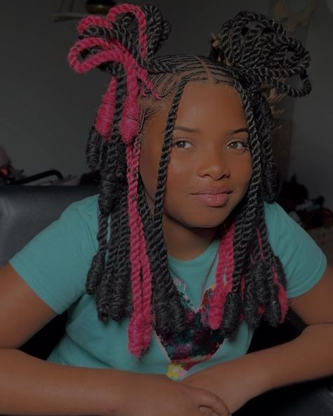 💕Yall know I love the kids 💕 💕I’m In love with these invisible locs💕 Invisible locs on our little ladies going to school in STYLE 💕 don’t miss out on these ladies booking link in bio 🪼 #invisiblelocs Colored Invisible Locs, Invisible Locs Styles, Invisible Locs, Dyed Tips, Hair Twist, Twist Styles, Baddie Outfits Ideas, Hair Twist Styles, Pretty Braided Hairstyles