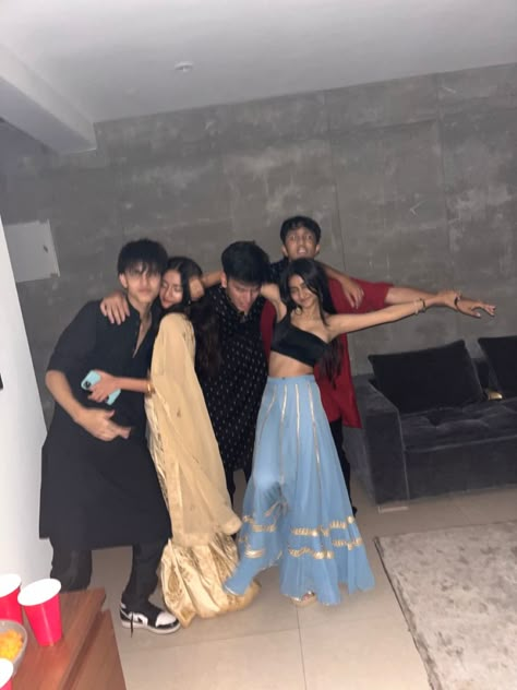 Diwali party pics pose with friends Diwali With Friends Aesthetic, Diwali Group Photo, Diwali Friends Photoshoot, Aesthetic Diwali Pics, Group Of Four Aesthetic, Navratri Group Photo, Diwali Outfits Aesthetic, Diwali Pics Aesthetic, Aesthetic Diwali Pictures Poses