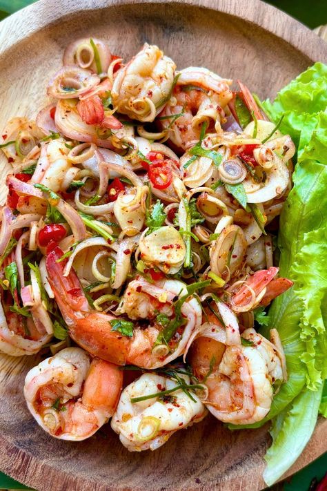 Try the Spicy Thai Shrimp Salad for a light and refreshing meal. It's loaded with healthy veggies and fresh herbs, dressed in a zesty Thai dressing, perfect for summer. Spicy Thai Shrimp Salad, Japanese Shrimp Salad, Asian Seafood Salad, Thai Shrimp Spring Rolls, Asian Summer Food, Shrimp Thai Salad, Summer Thai Recipes, Thai Dressing Salad, Thai Seafood Recipes