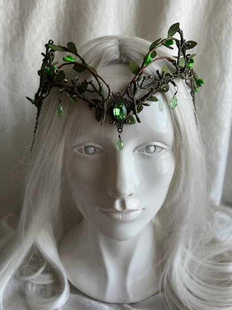 Faerie Crown, Woodland Tiara, Lotr Wedding, Magical Woodland, Fairy Crown, Leaves And Branches, The Enchanted Forest, Witch Makeup, Forest Floor