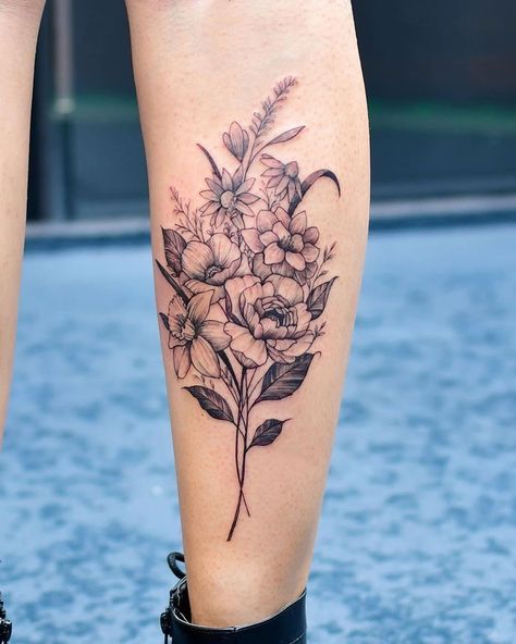 Calf Piece Tattoo Women, Men’s Leg Calf Tattoo, Floral Calf Tattoos For Women, Woman Calf Tattoo, Calve Tattoos For Women, Back Of Leg Tattoos Women Calves, Women Calf Tattoo Ideas, Back Of Calf Tattoos For Women Calves, Calf Flower Tattoo