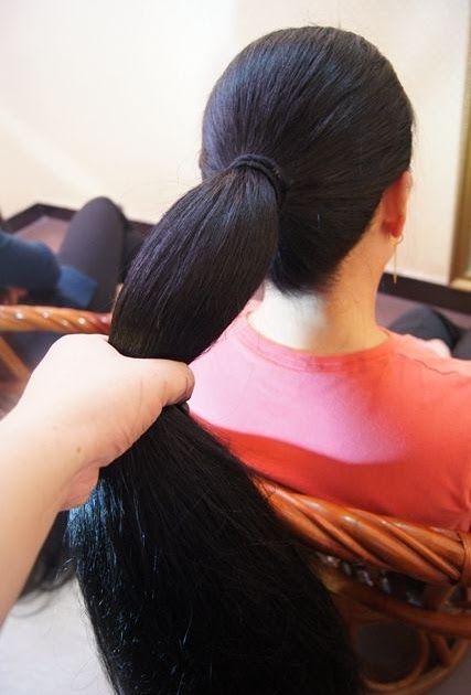 Hello headshave lover's Welcome to the word of headshave stories Beautiful Ponytail, China Long Hair, Huge Hair, Long Indian Hair, Big Bun Hair, Long Hair Ponytail, Extremely Long Hair, Long Silky Hair, Straight Ponytail