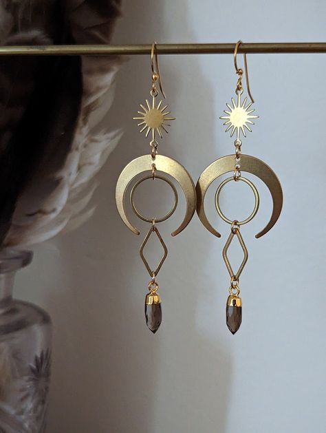 "Crescent moon and sunburst earrings with smoky quartz points. 3.5\" long including the gold-filled ear wires." Sunburst Earrings, Jewellery Business, Crescent Earrings, Diy Earring, Crescent Moon Earrings, Earrings Inspiration, Funky Jewelry, Beads And Wire, Brass Jewelry