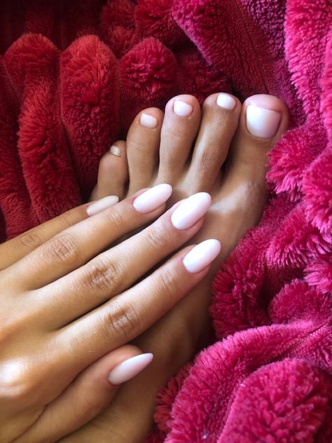 Milky Toe Nails, White Mani Pedi, Summer Mani Pedi Combos, Milky White Toe Nails, Manicure Pedicure Combo, Summer Mani Pedi, Honeymoon Nails, Mani Pedi Combos, Toes Nails