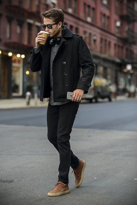 black male casual outfit Stil Masculin, Trendy Fall Fashion, Fall Fashion Coats, Chelsea Handler, Hipster Man, Herren Outfit, Mode Masculine, Men Street, Mens Winter Fashion