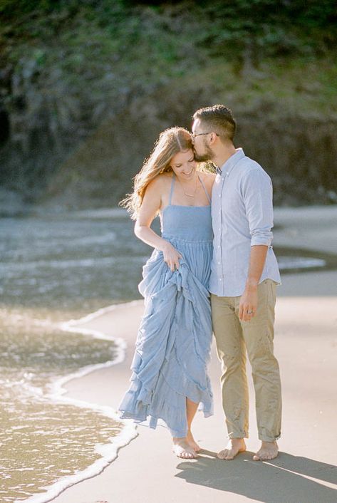 Kerry Jeanne Seattle Film Wedding Photographer Beach Side Pre Wedding Photoshoot, Beach Side Photoshoot Ideas, Beach Wedding Photo Ideas, Engagement Photo Shoot Beach, Pre Wedding Photoshoot Beach, Save The Date Pictures, Prewedding Ideas, Engagement Shoot Outfit, Sunset Photoshoot