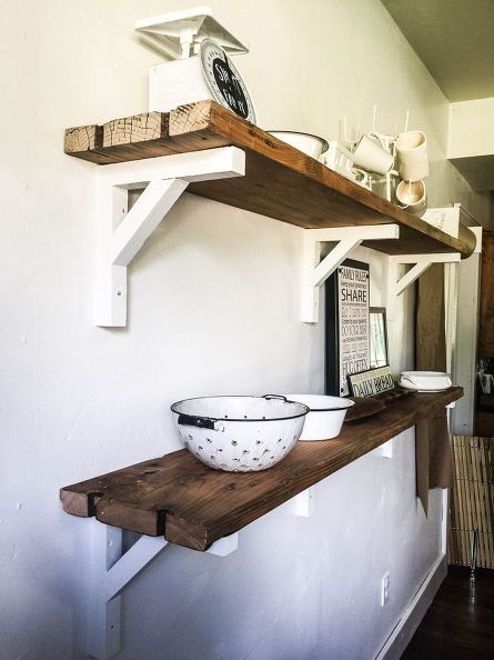 how i built reclaimed wood shelves, dining room ideas, repurposing upcycling, shelving ideas, woodworking projects Diy Regal, Reclaimed Wood Shelves, Stil Rustic, Shelving Ideas, Farmhouse Shelves, Reclaimed Wood Projects, Diy Casa, Dining Room Ideas, Floating Shelves Diy