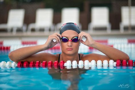 Swim Team Individual Pictures, Swim Pictures, Swimming Pics, Swim Team Pictures, Swim Photoshoot, Swimming Senior Pictures, Swim Photos, Senior Banner, Swimming Photography