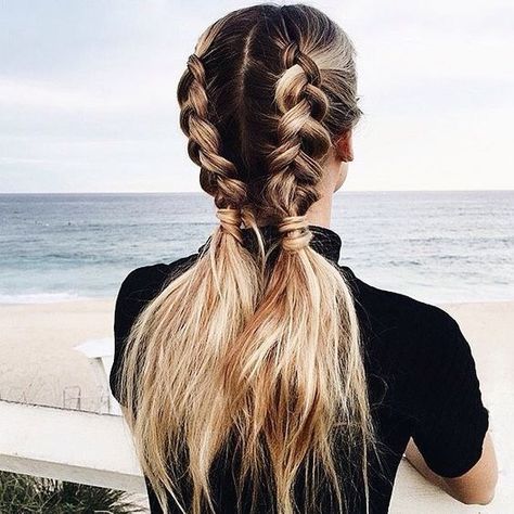 13 Hairstyles Perfect For The Gym Cute Gym Hairstyles, Gym Hairstyles For Long Hair, Emos Haj, Easy Braid Styles, Dutch Braid Hairstyles, Swimming Hairstyles, Gym Hairstyles, Cool Braid Hairstyles, Peinados Fáciles Para Cabello Corto