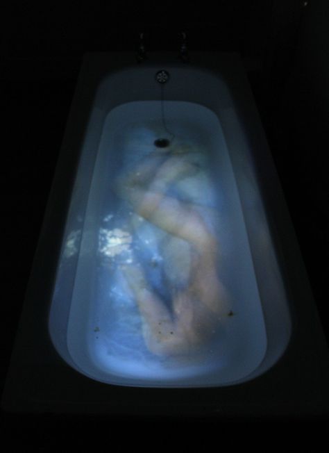 Bathtub Art, Tony Oursler, Projection Installation, New Media Art, Projection Mapping, Film Inspiration, Video Installation, Oui Oui, Land Art