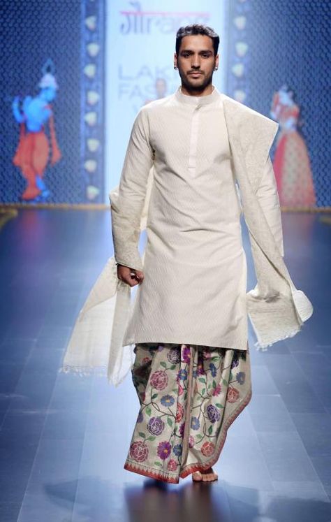 Gaurang Kurtas Men, Mens Couture, Bridegroom Outfits, Designer Indian Wear, Menswear Indian, Gaurang Shah, Indian Menswear, Kunal Rawal, Fusion Dress