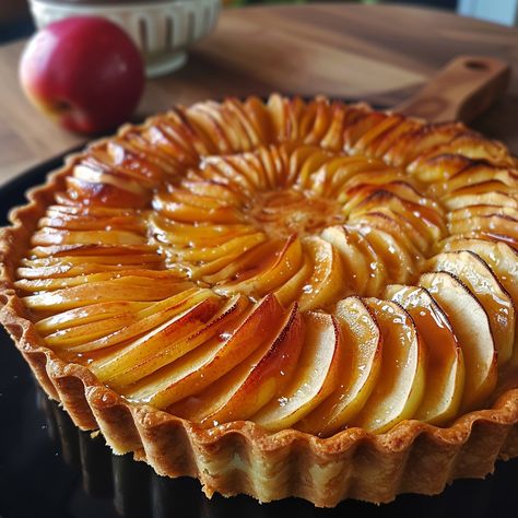 🥧 La Tarte aux Pommes : Une Recette Incontournable pour Régaler Vos Papilles 🍏 Rien de tel qu'une tarte aux pommes maison pour émerveiller vos papilles et celles de vos proches ! Suivez cette recette simple et délicieuse pour un dessert qui fera l'unanimité. Ingrédients : 1 pâte brisée 4 à 5 pommes (Golden ou Granny Smith) 100g de sucre 50g de beurre 1 sachet de sucre vanillé 1 cuillère à café de cannelle (facultatif) 2 cuillères à soupe de confiture d'abricot (pour la brillance) Instructio... Granny Smith, Thermostat, Dessert, Halloween