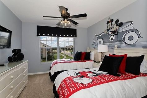 what a lovely room!!!!!!!!!!!!! this is perfect for minnie and mickey mouse lovers every where!!!!!!!!!!!! and it has that vintage look to it Mickey Mouse Bedroom Decor, Mickey Room, Disney Kids Rooms, Disney Themed Bedrooms, Mouse Nursery, Mickey Mouse Bedroom, Disney Themed Rooms, Casa Disney, Disney Room Decor