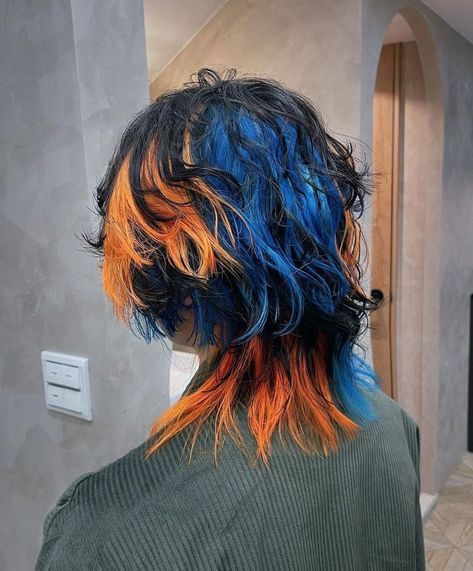 Xmen Oc, Dyed Hair Inspiration, Hair Inspiration Short, Dye Ideas, Hair Stylies, Colorful Hair, Colored Hair, Dye My Hair, Hair Reference