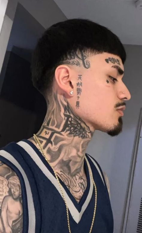 Mexican Neck Tattoo, Chicano Neck Tattoos, Neck Tats Men, Full Neck Tattoos For Men, Side Of Face Tattoo, Side Face Tattoo, Front Neck Tattoo For Guys, Face Tattoo Men, Baby Tattoo For Dads