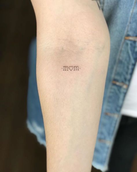 Small Girly Tattoos, Mom Tattoo Designs, Inspiration Tattoos, Classy Tattoos, Cute Tattoos For Women, Tattoo Ideas Female, Discreet Tattoos, Dainty Tattoos, Girly Tattoos