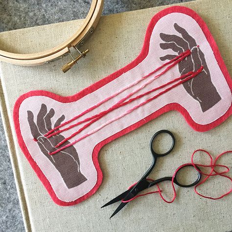 How To Make Patches, Diy Patches Embroidery, Hand Stamped Fabric, Patches Jacket Diy, Diy Embroidery Projects, Diy Patch, Felt Patch, Handmade Patch, Diy Patches