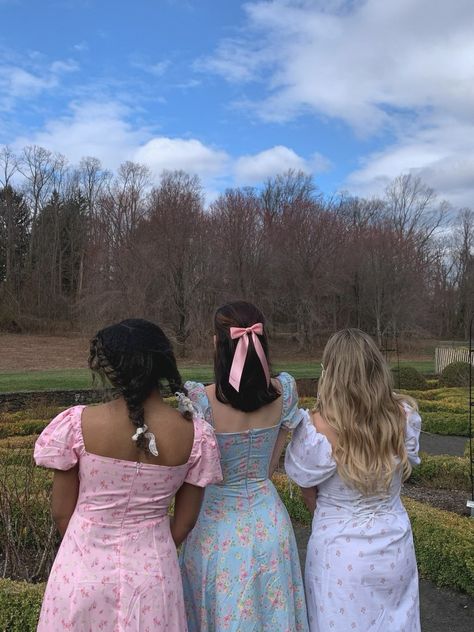 3 girls standing next to each other wearing pastel colored dresses Claire Core, Watching Bridgerton, Cottage Core Cottage, Bestie Aesthetic, Tea Party Attire, Cottage Core Dresses, Aesthetic Princess, Aesthetic Cottage Core, Royalty Core