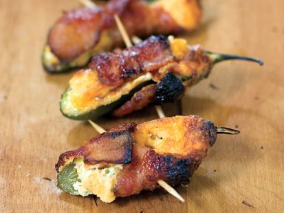 Bacon Jalapeno Poppers, Bacon Wrapped Jalapeno Poppers, Jalapeno Popper Recipes, Bacon Wrapped Jalapenos, Jalapeño Poppers, Bbq Bacon, Homemade Guacamole, Pioneer Woman Recipes, Favorite Appetizers