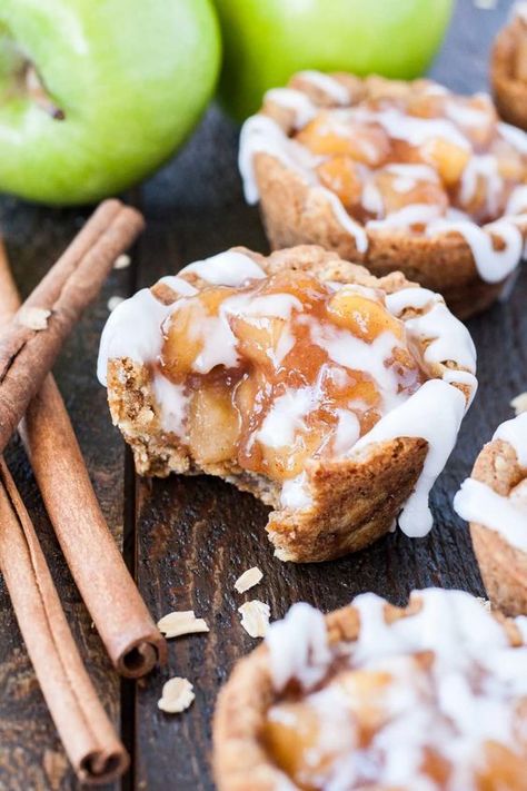 Apple Crisp Cookie Cups, Cookie Cups Recipe, Apple Pie Cookies, Easy Apple Crisp Recipe, Homemade Apple Pie Filling, Homemade Apple Pie, Breakfast Low Carb, Apple Pie Filling, Oreo Brownies