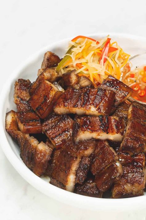 Pork Liempo Recipe, Pork Belly Marinade, Filipino Barbecue, Grilled Pork Belly, Pork Belly Strips, Pork Belly Slices, Basting Sauce, Panlasang Pinoy, Pork Belly Recipes