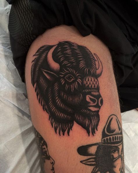 Kady Wilie on Instagram: “Thanks always @friese_tag!” American Buffalo Tattoo, Buffalo American Traditional Tattoo, Buffalo Head Tattoo Traditional, American Traditional Farm Tattoo, Traditional Cover Up, Bison Tattoo Traditional, Longhorn Hand Tattoo, Animal Hand Tattoos For Guys, American Bison Tattoo