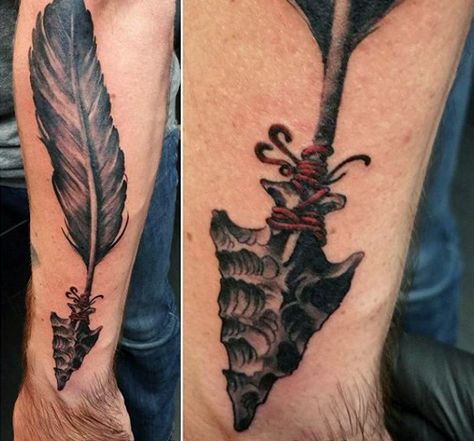 80 Arrowhead Tattoo Designs For Men - Ancient Weaponry Ink Dreamcatcher Tattoo For Men, Angel Tatoos, Indian Arrow Tattoo, Arrow Head Tattoos, Arrowhead Tattoo, Arrow Tat, Tom Tattoo, Knife Tattoos, Cherokee Indian Tattoos