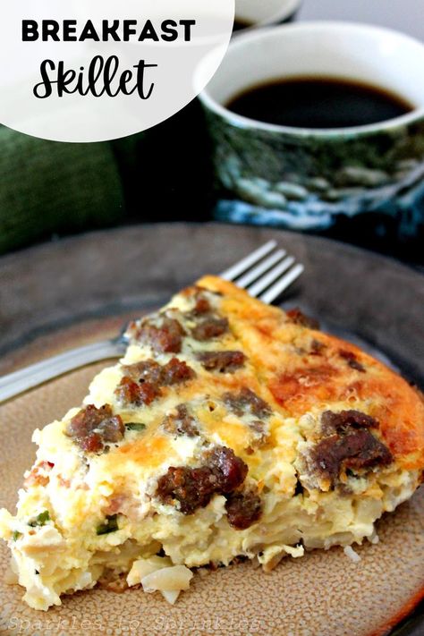 This delicious breakfast skillet is filled with so much goodness as it combines hashbrowns, bacon, onions, cheese, and sausage to create the perfect breakfast that the whole family will love. Hashbrown Skillet, Sausage Breakfast Skillet, Sausage Skillet, Breakfast Skillet, Breakfast Sausage, Best Instant Pot Recipe, Trending Recipes, Savory Breakfast, Delicious Breakfast