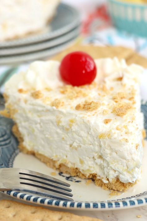 This pineapple cream cheese pie is luscious, decadent, and full of tropical pineapple flavor paired with a graham cracker crust. via @2kitchendivas Crushed Pineapple Pie, Frozen Pineapple Pie, Pineapple Cheesecake Pie, Pineapple Ricotta Pie, Hawaiian Pie Recipe Crushed Pineapple, Cream Cheese Pineapple Pie, Hawaiian Pie Recipe, Pineapple Chiffon Pie, Pineapple Cream Cheese Pie No Bake