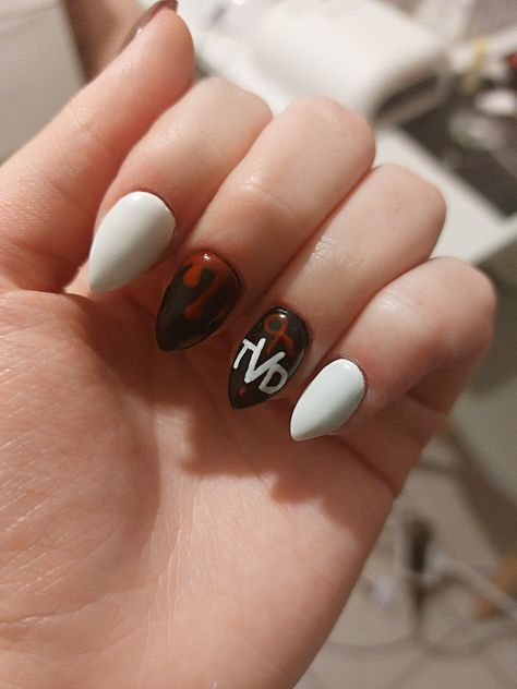 The Vampire Diaries Nails Ideas, Vampire Diaries Nail Designs, Tvd Nails Ideas, Tvd Nails, Vampire Diaries Nails, Futuristic Nails, Spooky Nail, Halloween Acrylic Nails, Cute Simple Nails