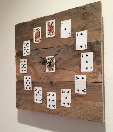 Decor Ikea, Dekor Diy, Wood Clock, Reclaimed Pallet Wood, Diy Holz, Diy Furniture Easy, Wood Clocks, Diy Clock, Pallet Wood