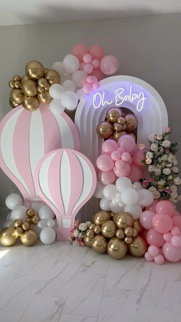 Hot Air Balloon Backdrop Birthday, Hot Air Balloon Baby Shower Theme Pink, Pink Hot Air Balloon Baby Shower Theme, Hot Air Balloon Decoration, Air Balloon Decor, Teddy Bear Centerpieces, Pink Balloon Garland, Hot Balloon