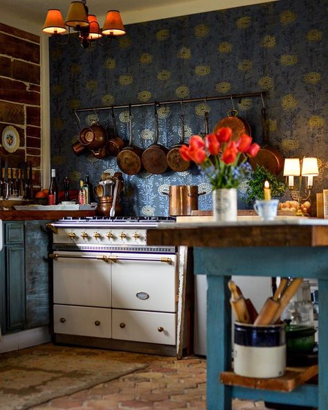 Shaye Elliott on Instagram: “Good Monday morning, friends. I’m having one of those ‘I don’t know what the day holds but I know who holds the day’ moments. Psalm 37 is…” Elliot Homestead Kitchen, Boho Backsplash, Elliot Homestead, Shaye Elliott, Elliott Homestead, Unfitted Kitchen, Homestead Kitchen, Kitchen Tour, French Apartment