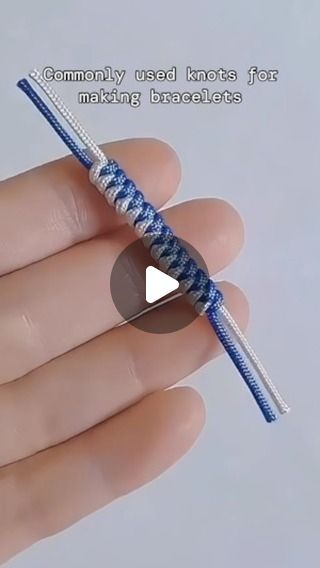 Ending Bracelets Knot, Surgeons Knot For Stretch Bracelets, Bracelet Knots Adjustable Tutorial, Tying Bracelet Knots, Square Knot Bracelet Tutorial, Knotted Necklace Diy, Cord Bracelet Diy, Knots Jewelry, Square Knot Bracelets