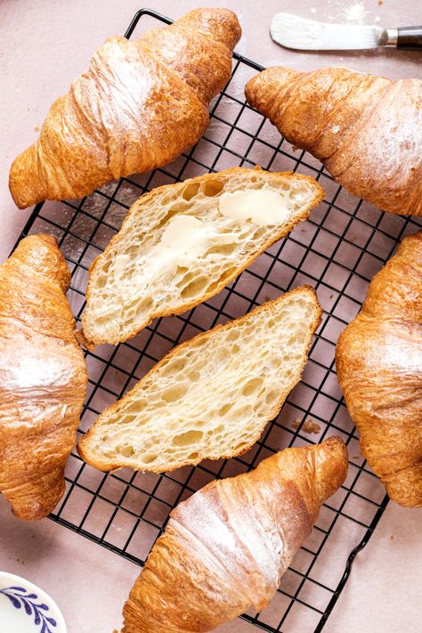 Low Carb Croissant, Keto Croissants, Lupin Flour, Desayuno Keto, Egg Diet Plan, Croissant Recipe, Baking Powder Uses, Keto Breads, Boiled Egg Diet Plan