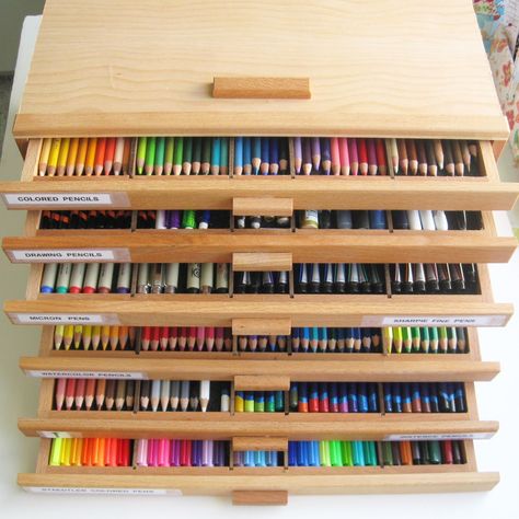 A Palette Full of Blessings: Art Supplies and study. I love these boxes , they work so well for my pencils and pens! Rangement Art, Art Supplies Storage, Art Supply Organization, Pencil Storage, Studio Organization, Art Storage, Art Organization, Craft Room Storage, Supplies Organization