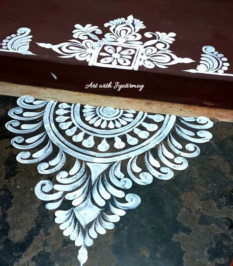 Aesthetic Alpona Design, Alpona Rangoli Design, Lokkhi Pujo Alpona, Square Alpona Design Bengali, Rangoli Designs On Road, Diwali Alpana Designs, Big Alpona Design Bengali, Line Alpona Design, Square Alpona